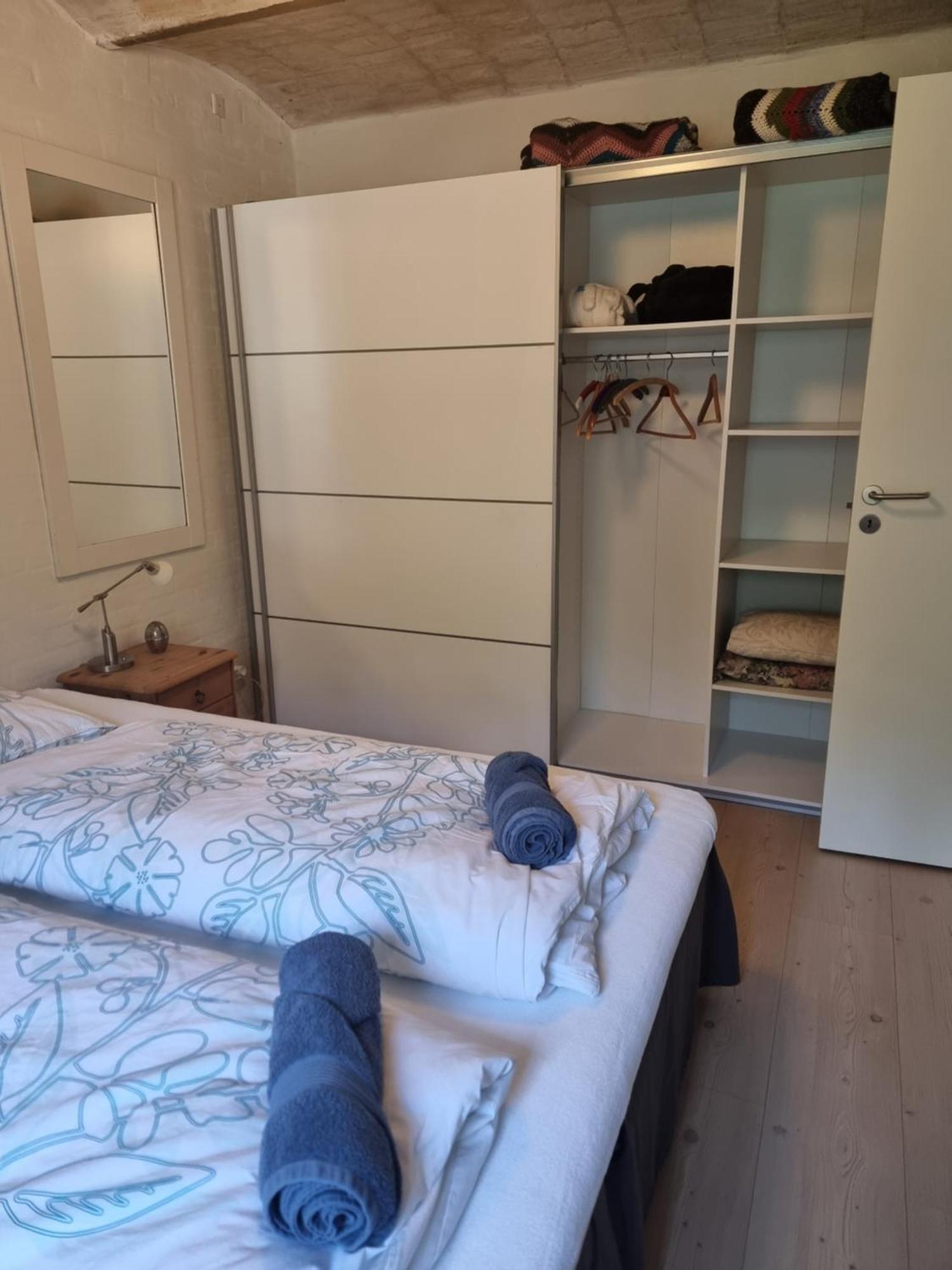 Under Regnbuen, Dit Fristed Pa Haervejen Them Zewnętrze zdjęcie